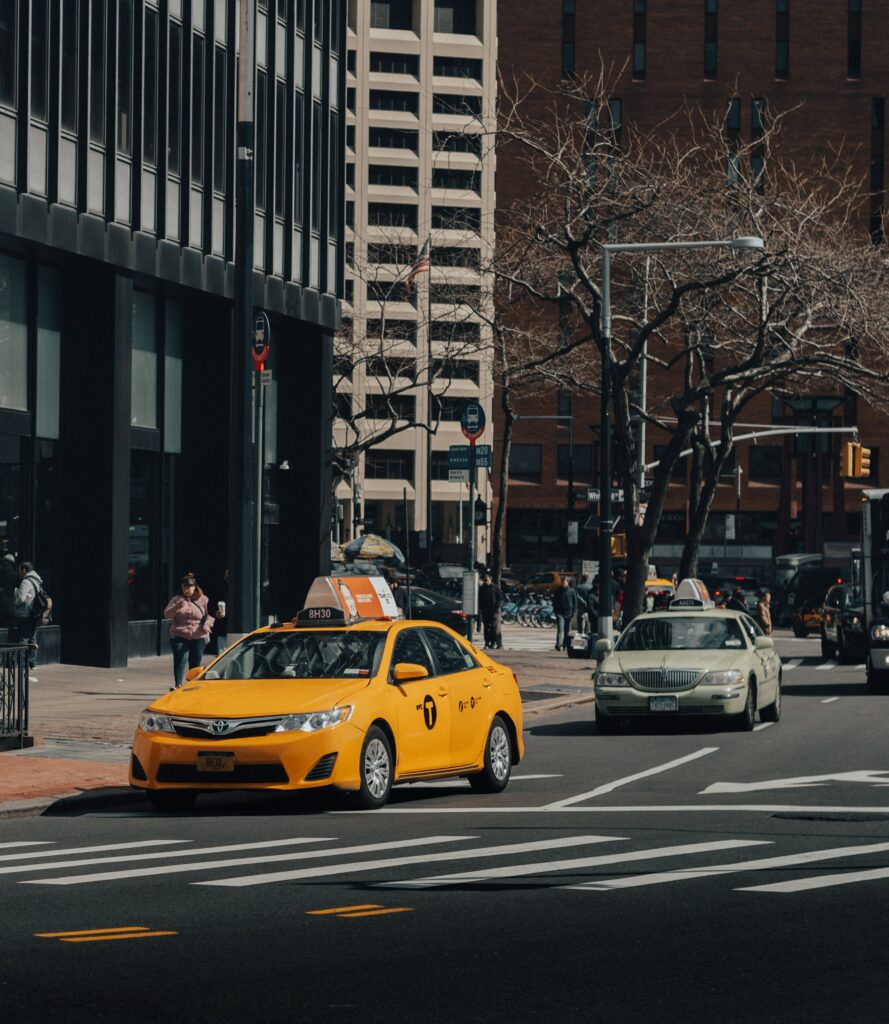 Jak zostać kierowcą taxi 2022?